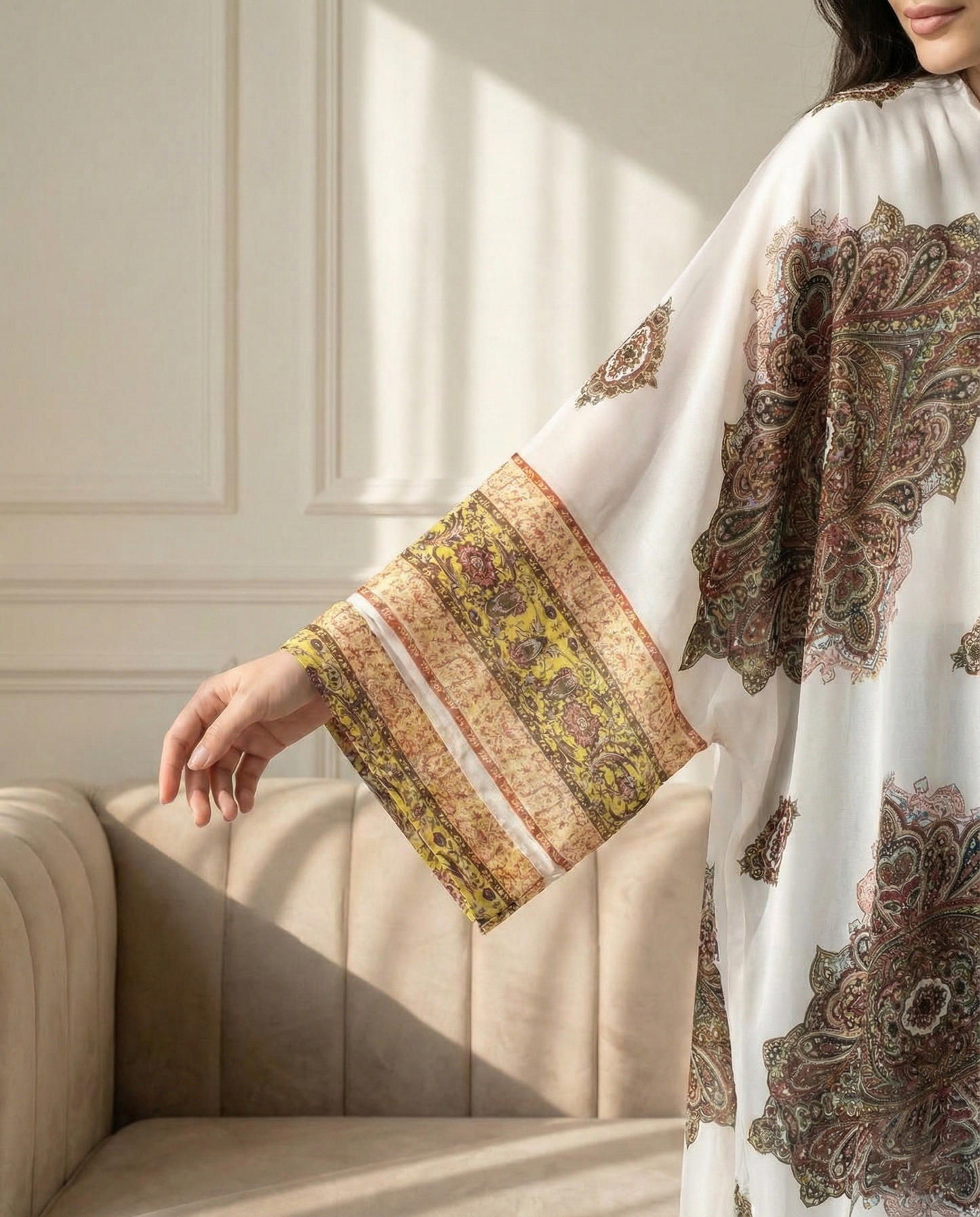 بِشت ليالي الشرق – شيفون جاكار إسباني